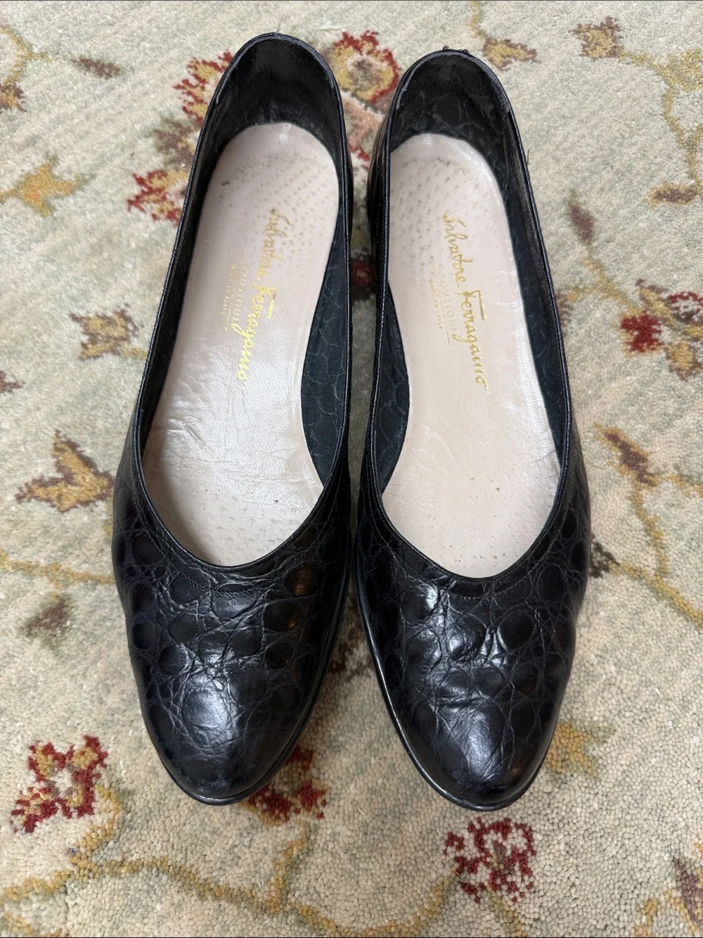 Salvatore Ferragamo Strana style Black Croc-Embossed Leather Flats